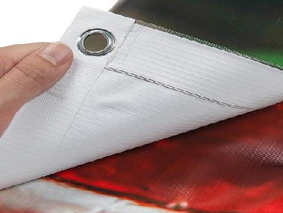 永善喷绘和刀刮布的工艺区别。