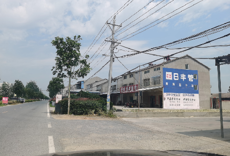 永善如何能保证墙体广告的醒目性？